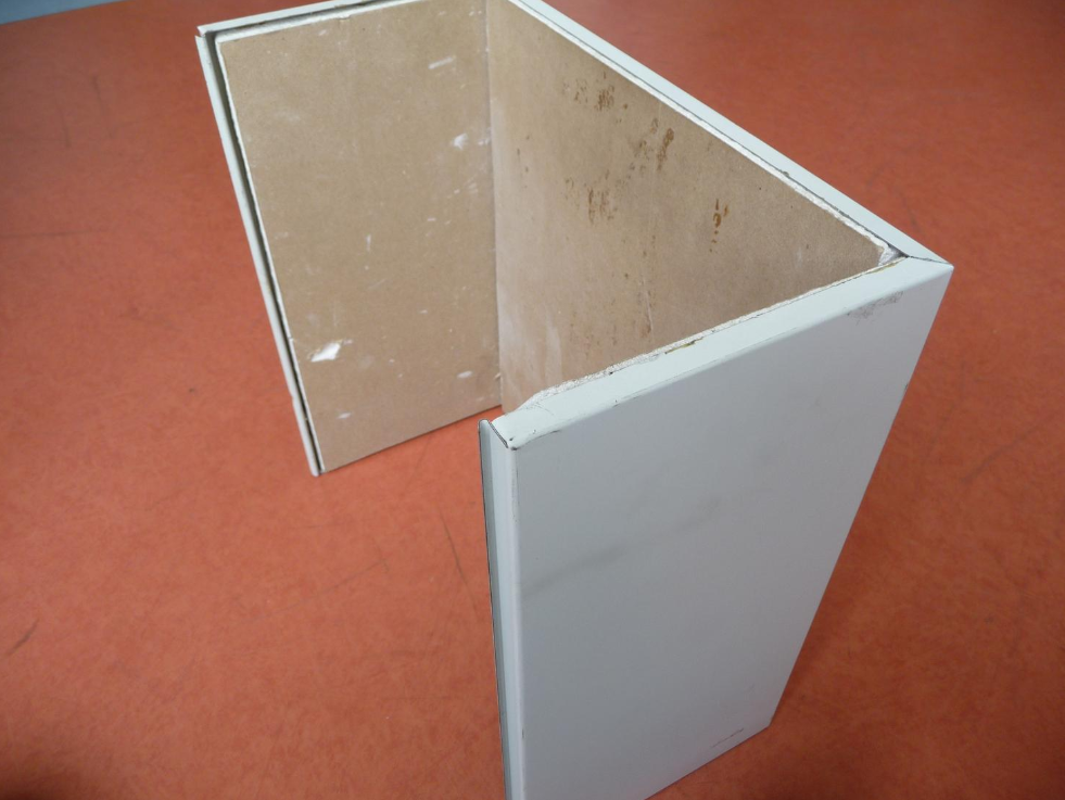 傳統(tǒng)機(jī)房板在施工過(guò)程中有哪些常見(jiàn)問(wèn)題呢？